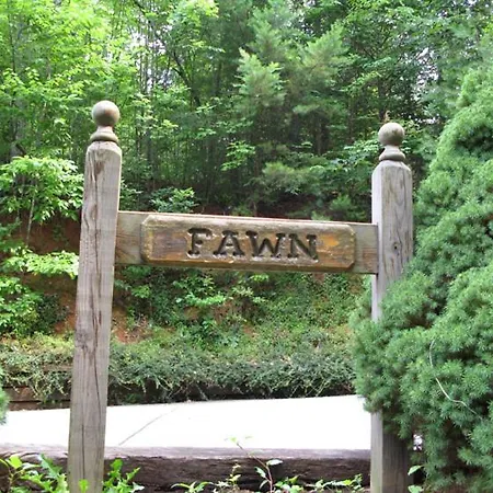 Fawn Cabin Gatlinburg Exterior photo